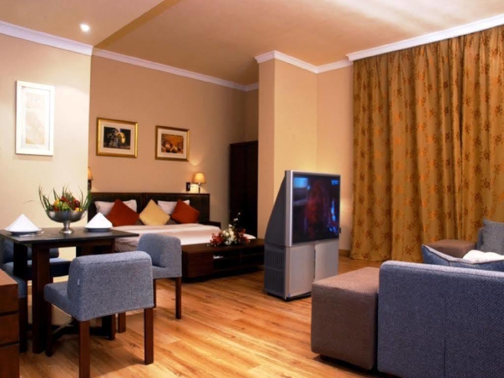 Le Jazz Hotel Kuvait Kültér fotó